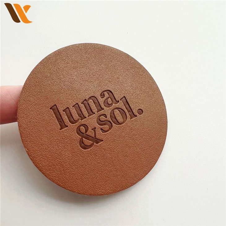 Factory Direct Custom Faux Leather Labels  3